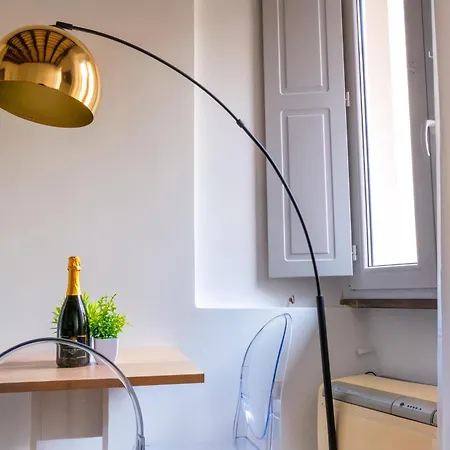 Elegantis Trevi Suite Apartment - Just 50M From Trevi Fountain-3